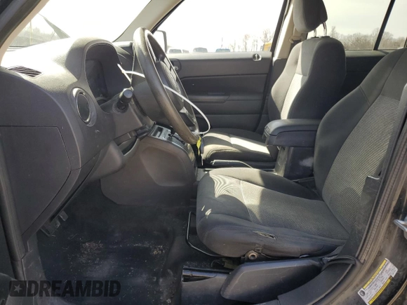 2017 Jeep Patriot Sport with VIN 1C4NJRBB3HD111751, listed as a Copart auction lot 49876775 with 148,460 mi miles and Clean title. Bid and sale history available at DreamBid. Image 7.