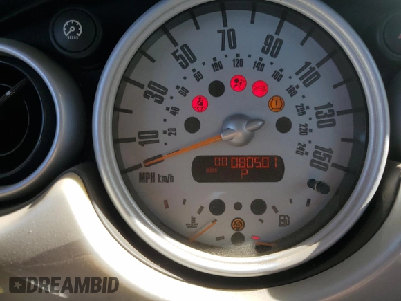 2002 MINI Hardtop with VIN WMWRC33422TE13196, listed as a Copart auction lot 59277643 with 80,501 mi miles and Non Repairable. Bid and sale history available at DreamBid. Image 9.