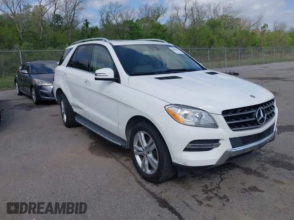 2015 Mercedes-Benz M 350 with VIN 4JGDA5JB8FA462476, listed as a IAAI auction lot 41901008 with 55,619 mi miles and . Bid and sale history available at DreamBid. Image 1.