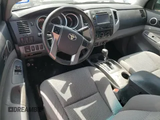 2013 Toyota Tacoma z VIN 5TFTX4CN8DX026544, wystawiony jako Copart lot #55594395 z przebiegiem 232 853 mil mil oraz Szkoda całkowita • Salvage title. Historia ofert i sprzedaży dostępna na DreamBid. Obrazek 8.