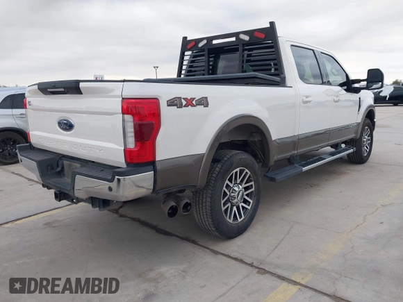2018 Ford Super Duty F-250 SRW XL with VIN 1FT7W2BT3JEC06479, listed as a IAAI auction lot 40754929 with 153,387 mi miles. Bid and sale history available at carsss.com. Image 4.