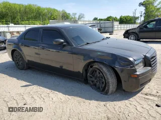 2008 Chrysler 300 LX z VIN 2C3KA43R78H136273, wystawiony jako Copart lot #53509315 z przebiegiem 73 772 mil mil oraz Szkoda całkowita • Salvage title. Historia ofert i sprzedaży dostępna na DreamBid. Obrazek 4.