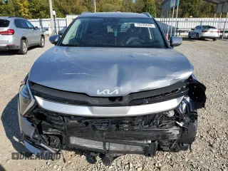 2025 Kia Sportage EX with VIN 5XYK3CDFXSG249404, listed as a Copart auction lot 78499044 with 1,504 mi miles and Salvage Title. Bid and sale history available at carsss.com. Image 5.