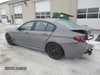 2021 BMW 5 Series M550i xDrive z VIN WBA13BK05MCF97316, wystawiony jako Copart lot #63713144 z przebiegiem Nie podano mil oraz Szkoda całkowita • Salvage title. Historia ofert i sprzedaży dostępna na DreamBid. Obrazek 2.