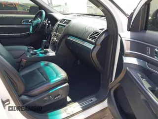 2017 Ford Explorer Sport z VIN 1FM5K8GT6HGA83768, wystawiony jako IAAI lot #42234234 z przebiegiem 82 063 mil mil oraz . Historia ofert i sprzedaży dostępna na DreamBid. Obrazek 5.