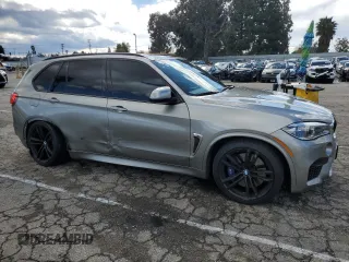 2017 BMW X5 M z VIN 5YMKT6C31H0X20497, wystawiony jako Copart lot #42835023 z przebiegiem 55 355 mil mil oraz . Historia ofert i sprzedaży dostępna na DreamBid. Obrazek 4.