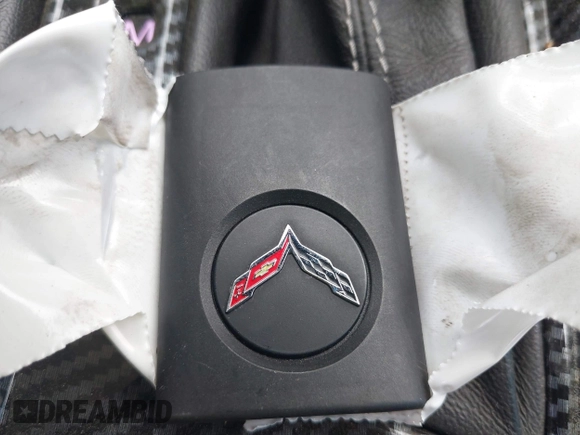 2019 Chevrolet Corvette 1LT with VIN 1G1YB2D74K5102125, listed as a IAAI auction lot 42585894 with 43,939 mi miles and . Bid and sale history available at DreamBid. Image 11.