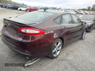 2013 Ford Fusion SE with VIN 3FA6P0HR5DR164820, listed as a IAAI auction lot 41935469 with 179,000 mi miles. Bid and sale history available at carsss.com. Image 4.