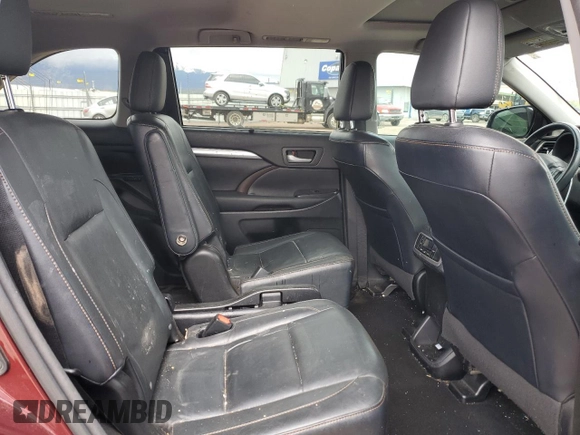 2015 Toyota Highlander XLE z VIN 5TDKKRFH0FS097839, wystawiony jako Copart lot #57030755 z przebiegiem 105 997 mil mil oraz Szkoda całkowita • Salvage title. Historia ofert i sprzedaży dostępna na DreamBid. Obrazek 11.