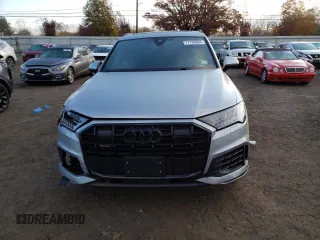 2024 Audi Q7 Premium Plus with VIN WA1LXBF71RD009928, listed as a Copart auction lot 77769904 with 12,012 mi miles and Salvage title. Bid and sale history available at DreamBid. Image 5.