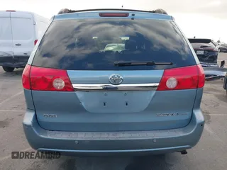 2007 Toyota Sienna XLE z VIN 5TDZK22C77S093580, wystawiony jako IAAI lot #42258590 z przebiegiem 191 274 mil mil oraz . Historia ofert i sprzedaży dostępna na DreamBid. Obrazek 17.