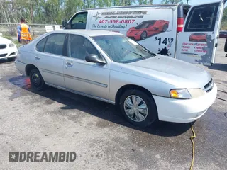 1999 Nissan Altima XE with VIN 1N4DL01D7XC181770, listed as a IAAI auction lot 41747919 with 197,601 mi miles. Bid and sale history available at carsss.com. Image 1.