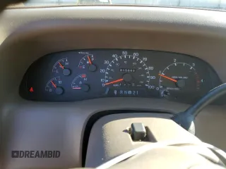 1999 Ford F-350 XL with VIN 1FTSW31F0XEB99947, listed as a Copart auction lot 84993924 with 215,863 mi miles and Clean title. Bid and sale history available at DreamBid. Image 9.