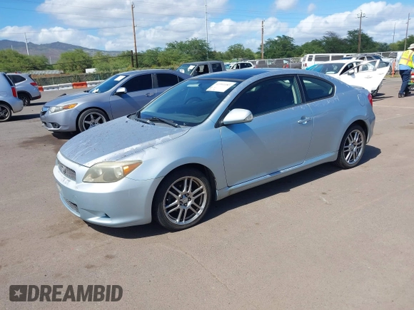 2005 Scion tC z VIN JTKDE177450055224, wystawiony jako IAAI lot #41993183 z przebiegiem 82 697 mil mil oraz . Historia ofert i sprzedaży dostępna na DreamBid. Obrazek 2.