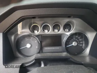 2016 Ford F-350 Lariat с VIN 1FT8W3DT5GEA25447, выставлен на аукционе Copart как лот 47812165 с пробегом Не указан миль и Списание • Salvage title. История ставок и продаж доступна на DreamBid. Изображение 9.