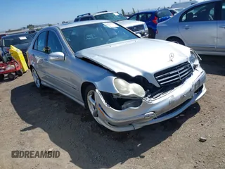 2007 Mercedes-Benz C 230 Sport z VIN WDBRF52H97A936689, wystawiony jako IAAI lot #42519824 z przebiegiem 200 866 mil mil oraz . Historia ofert i sprzedaży dostępna na DreamBid. Obrazek 1.