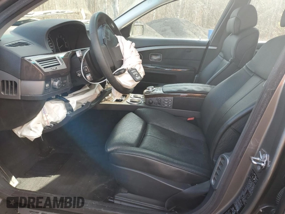 2008 BMW 7 Series 750Li с VIN WBAHN83568DT84734, выставлен на аукционе Copart как лот 51535865 с пробегом Не указан миль и Списание • Salvage title. История ставок и продаж доступна на DreamBid. Изображение 7.