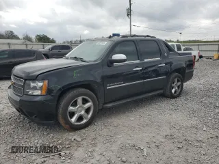 2013 Chevrolet Avalanche LTZ with VIN 3GNTKGE78DG317989, listed as a Copart auction lot 49081065 with 122,696 mi miles and Salvage Title. Bid and sale history available at carsss.com. Image 1.