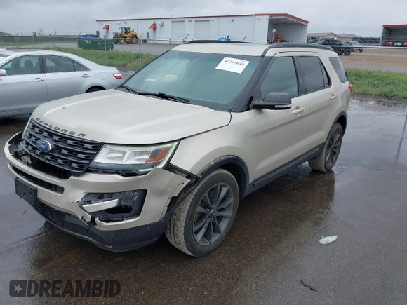 2017 Ford Explorer XLT с VIN 1FM5K8D82HGB13073, выставлен на аукционе IAAI как лот 42315648 с пробегом 86 845 миль миль и . История ставок и продаж доступна на DreamBid. Изображение 17.