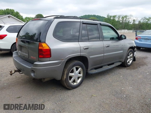 2007 GMC Envoy SLE z VIN 1GKDT13S472253627, wystawiony jako IAAI lot #42292399 z przebiegiem 204 263 mil mil oraz . Historia ofert i sprzedaży dostępna na DreamBid. Obrazek 4.