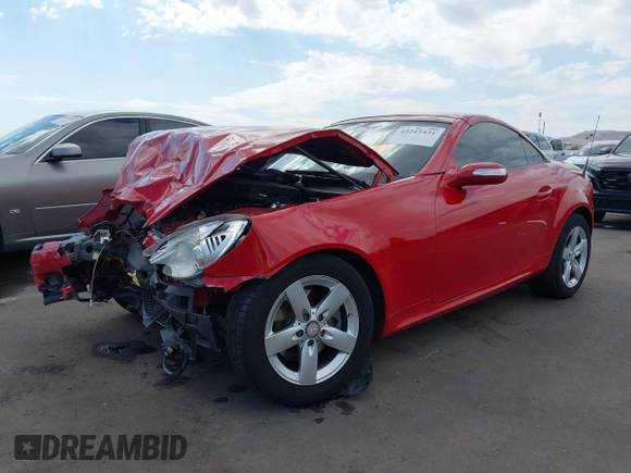 2008 Mercedes-Benz SLK 280 z VIN WDBWK54F58F176503, wystawiony jako IAAI lot #42215431 z przebiegiem 78 342 mil mil oraz . Historia ofert i sprzedaży dostępna na DreamBid. Obrazek 18.