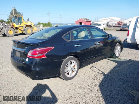 2013 Nissan Altima SV with VIN 1N4AL3AP4DC123285, listed as a IAAI auction lot 42229380 with 149,129 mi miles and . Bid and sale history available at carsss.com. Image 4.