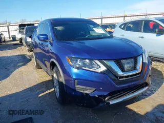 2017 Nissan Rogue S with VIN KNMAT2MV8HP586379, listed as a IAAI auction lot 41625476 with 60,762 mi miles. Bid and sale history available at carsss.com. Image 1.