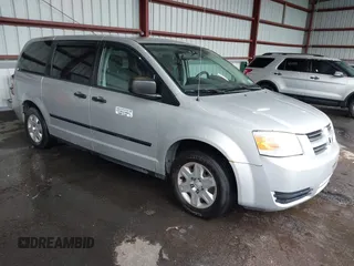 2008 Dodge Grand Caravan SE z VIN 2D8HN44H98R116389, wystawiony jako IAAI lot #42228749 z przebiegiem 187 378 mil mil oraz . Historia ofert i sprzedaży dostępna na DreamBid. Obrazek 1.
