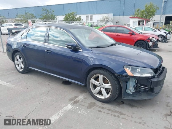 2012 Volkswagen Passat SE z VIN 1VWBP7A39CC056590, wystawiony jako IAAI lot #41879975 z przebiegiem 76 125 mil mil oraz . Historia ofert i sprzedaży dostępna na DreamBid. Obrazek 1.