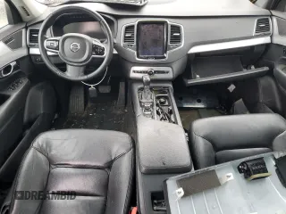 2016 Volvo XC90 Momentum with VIN YV4102XKXG1074017, listed as a Copart auction lot 52140495 with 96,009 mi miles and Salvage Title. Bid and sale history available at carsss.com. Image 8.