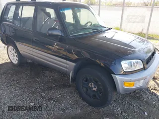 2000 Toyota RAV4 with VIN JT3GP10V5Y7073965, listed as a IAAI auction lot 42013237 with 284,594 mi miles and . Bid and sale history available at DreamBid. Image 1.