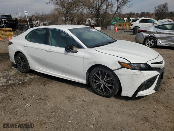 2022 Toyota Camry SE with VIN 4T1G11AK4NU684158, listed as a Copart auction lot 49968275 with 124,986 mi miles and Non Repairable. Bid and sale history available at carsss.com. Image 4.