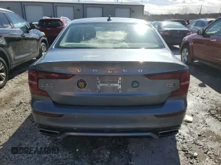 2021 Volvo S60 Momentum with VIN 7JR102TZ2MG108967, listed as a Copart auction lot 44041804 with 57,877 mi miles. Bid and sale history available at carsss.com. Image 6.