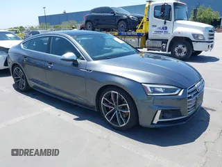 2018 Audi S5 Sportback Prestige z VIN WAUC4CF59JA064259, wystawiony jako IAAI lot #42386344 z przebiegiem 14 126 mil mil oraz . Historia ofert i sprzedaży dostępna na DreamBid. Obrazek 1.