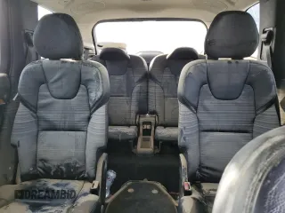 2021 Volvo XC90 Momentum with VIN YV4A221K4M1704449, listed as a Copart auction lot 80395884 with 0 mi miles and Salvage Title. Bid and sale history available at carsss.com. Image 10.