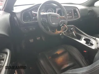 2018 Dodge Challenger T/A с VIN 2C3CDZBT3JH287624, выставлен на аукционе Copart как лот 56282675 с пробегом 16 454 миль миль и Списание • Salvage title. История ставок и продаж доступна на DreamBid. Изображение 8.