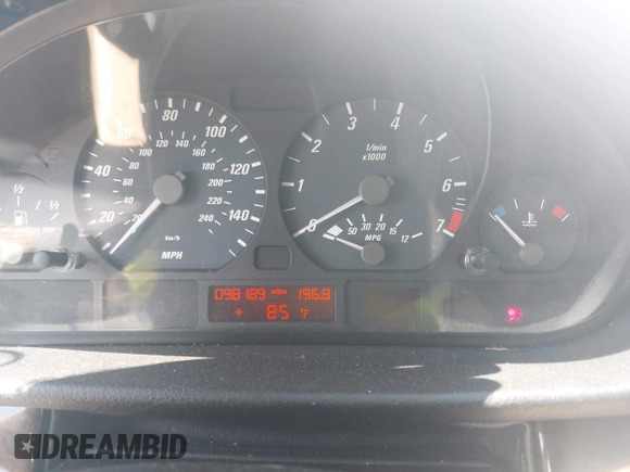 2002 BMW 3 Series 325Ci z VIN WBABS33442PG83320, wystawiony jako IAAI lot #42551040 z przebiegiem 98 189 mil mil oraz . Historia ofert i sprzedaży dostępna na DreamBid. Obrazek 7.