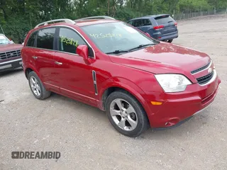 2014 Chevrolet Captiva Sport LT z VIN 3GNAL3EK7ES596688, wystawiony jako IAAI lot #42525878 z przebiegiem 101 841 mil mil oraz . Historia ofert i sprzedaży dostępna na DreamBid. Obrazek 1.