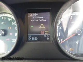 2007 Maserati Quattroporte with VIN ZAMFE39A870029065, listed as a IAAI auction lot 40193193 with 48,620 mi miles. Bid and sale history available at carsss.com. Image 15.