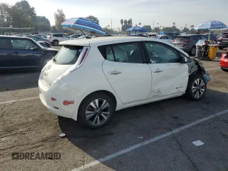 2017 Nissan LEAF SL with VIN 1N4BZ0CP4HC307159, listed as a Copart auction lot 86142364 with 44,144 mi miles and Salvage Title. Bid and sale history available at carsss.com. Image 3.