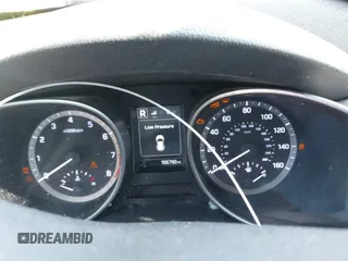 2018 Hyundai Santa Fe SE z VIN KM8SMDHF8JU289373, wystawiony jako IAAI lot #41935388 z przebiegiem 166 792 mil mil oraz . Historia ofert i sprzedaży dostępna na DreamBid. Obrazek 7.