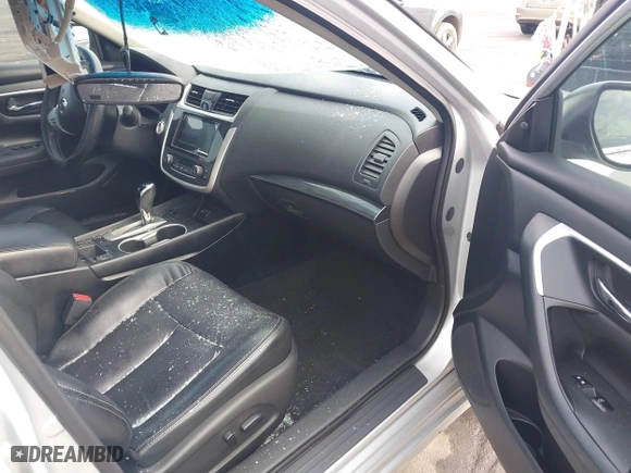 2017 Nissan Altima 2.5 SR with VIN 1N4AL3AP9HC189000, listed as a IAAI auction lot 41491223 with 149,013 mi miles. Bid and sale history available at carsss.com. Image 5.