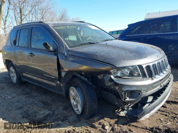 2017 Jeep Compass Sport with VIN 1C4NJCBB6HD132168, listed as a IAAI auction lot 41427644 with 97,000 mi miles and . Bid and sale history available at carsss.com. Image 6.