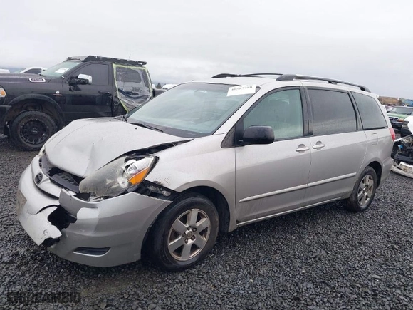 2007 Toyota Sienna CE with VIN 5TDZK23C67S000322, listed as a IAAI auction lot 41583788 with 178,280 mi miles. Bid and sale history available at carsss.com. Image 2.