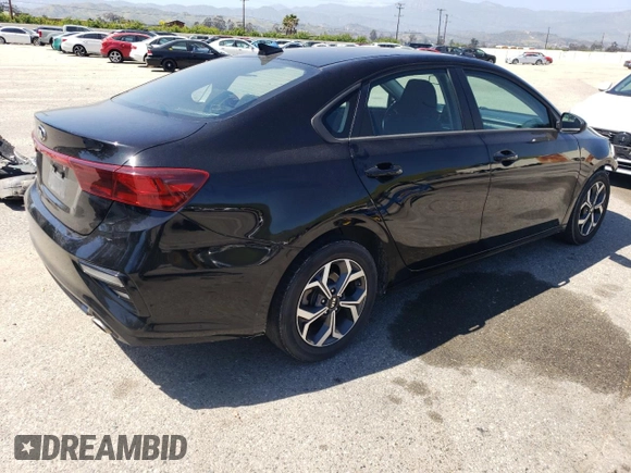 2021 Kia Forte LXS z VIN 3KPF24AD8ME306390, wystawiony jako Copart lot #56256895 z przebiegiem 78 456 mil mil oraz Szkoda całkowita • Salvage title. Historia ofert i sprzedaży dostępna na DreamBid. Obrazek 3.
