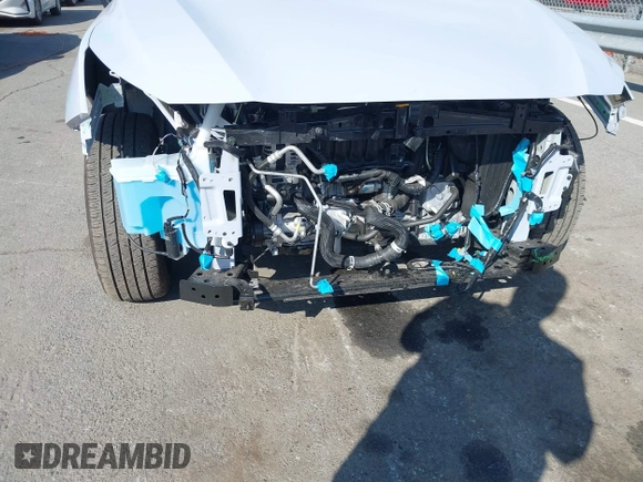 2024 Nissan Versa SR z VIN 3N1CN8FV8RL858769, wystawiony jako IAAI lot #41373294 z przebiegiem 14 128 mil mil oraz . Historia ofert i sprzedaży dostępna na DreamBid. Obrazek 6.