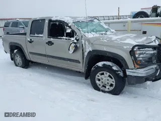 2008 Chevrolet Colorado LT w/1LT with VIN 1GCDT33EX88220700, listed as a IAAI auction lot 41583119 with 267,239 mi miles. Bid and sale history available at carsss.com. Image 1.