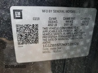 2019 Chevrolet Malibu LS z VIN 1G1ZB5ST7KF185128, wystawiony jako Copart lot #46934805 z przebiegiem 94 260 mil mil oraz Szkody całkowita. Historia ofert i sprzedaży dostępna na DreamBid. Obrazek 12.