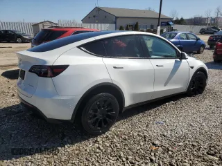 2023 Tesla Model Y Long Range with VIN 7SAYGDEE5PF691745, listed as a Copart auction lot 47784545 with 21,117 mi miles and Salvage Title. Bid and sale history available at DreamBid. Image 3.