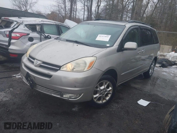 2004 Toyota Sienna XLE z VIN 5TDBA22C74S014781, wystawiony jako IAAI lot #41327692 z przebiegiem 148 548 mil mil oraz . Historia ofert i sprzedaży dostępna na DreamBid. Obrazek 17.